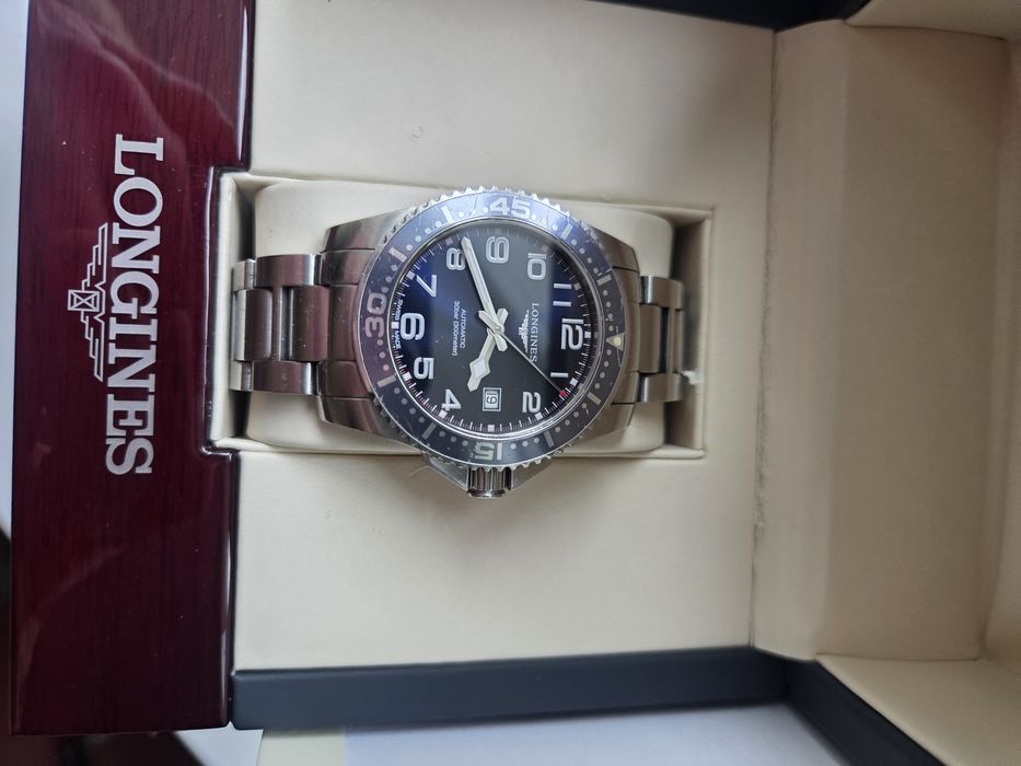 Годинник Longines HydroConquest