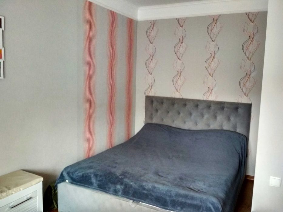 Здається житло подобово, тихе місце.