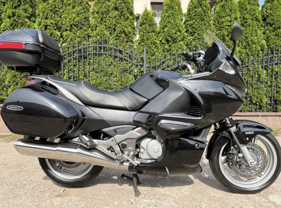 Honda NTV 700  super stan