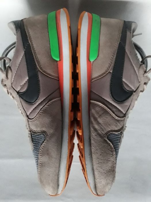 Nike hotsell internationalist milan