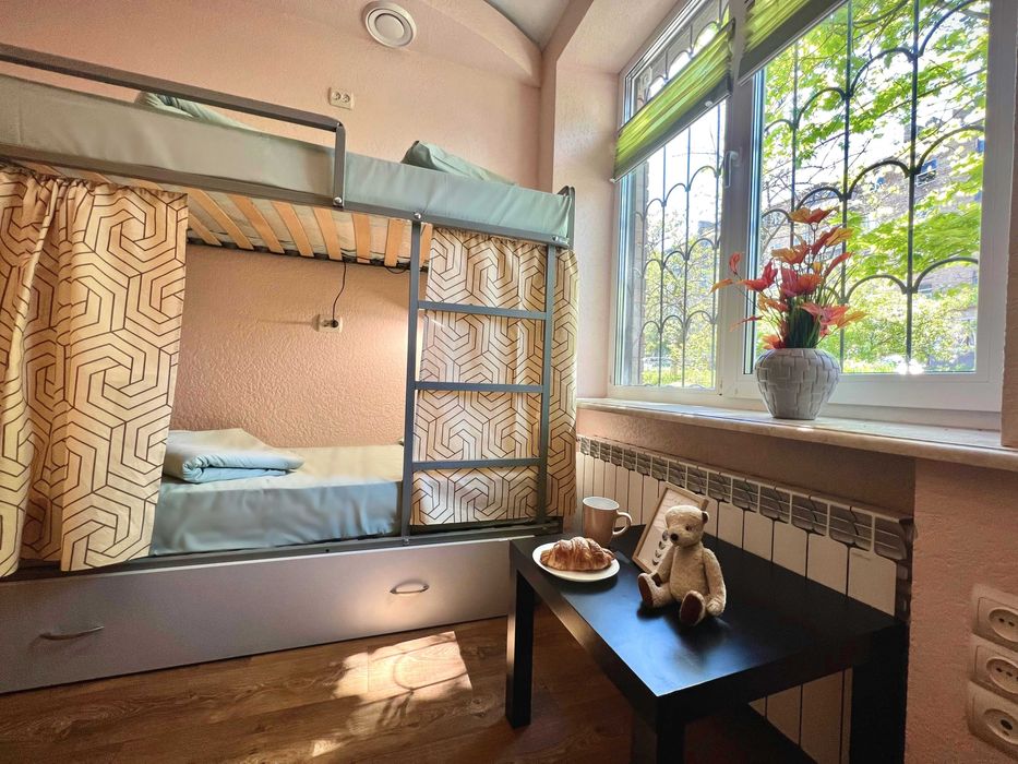 Найкращій хостел біля метро Голосіївський р-н