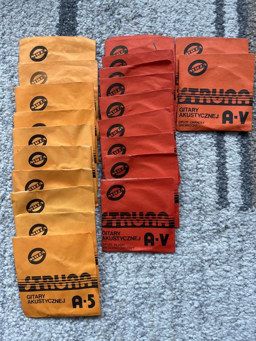 Dużo strun A5 do gitary akustycznej