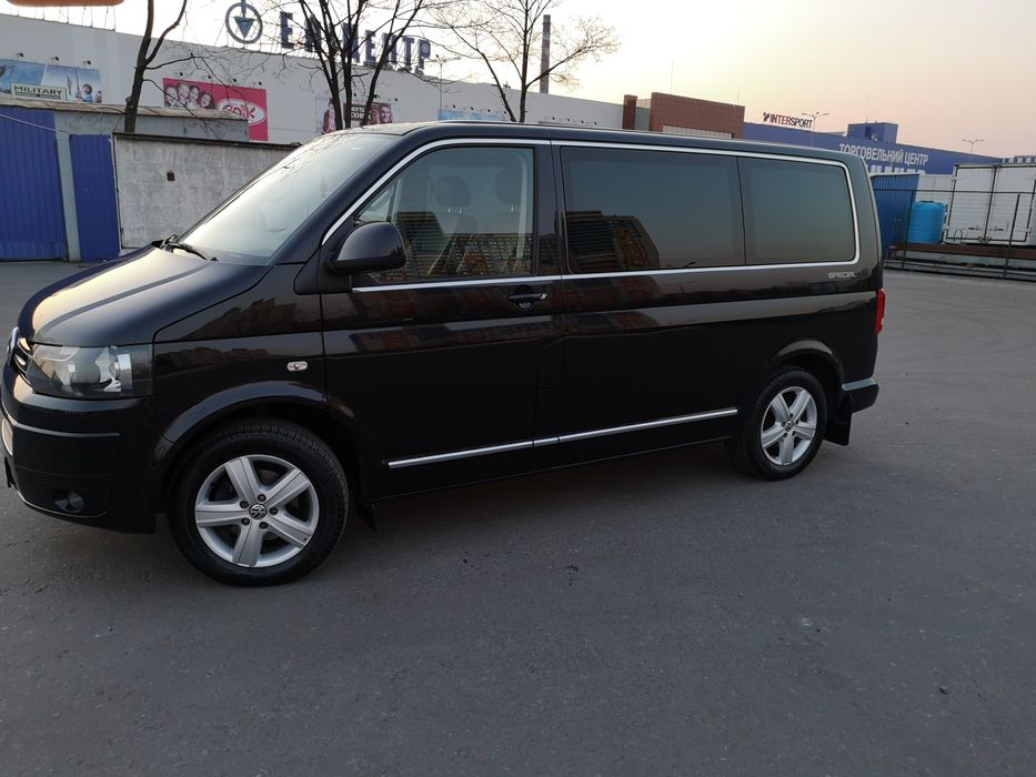 Фольксваген  multivan