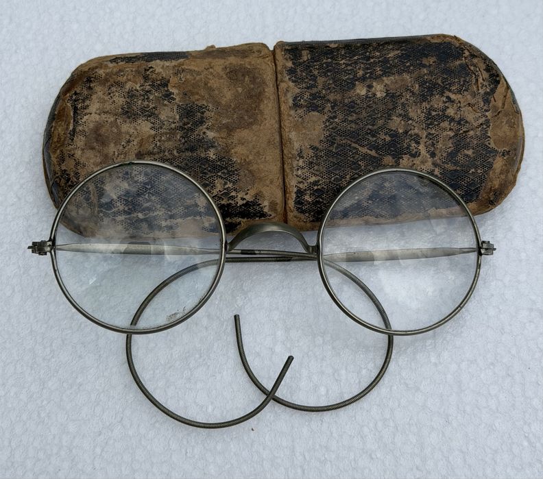 stare binokle / okulary w stylu retro,