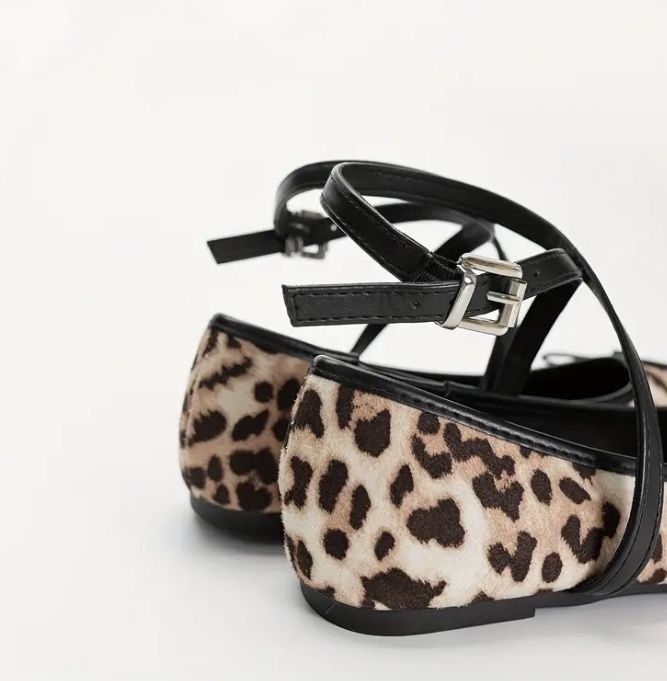 Леопардові балетки пуанти на застібках