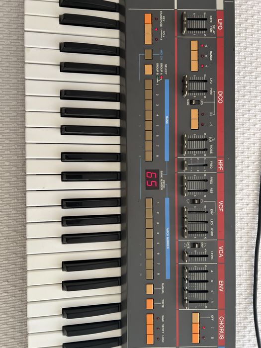 Roland Juno 106