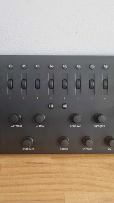 Loupedeck+ – Consola de edição para Foto e Vídeo