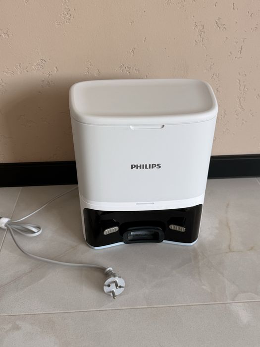 Продам миючий робот пилесос Philips
