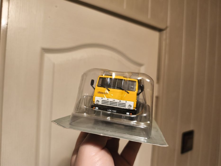 >Kultowe ciężarówki z epoki PRL - Kamaz 5511, skala 1:43, Deagostini!
