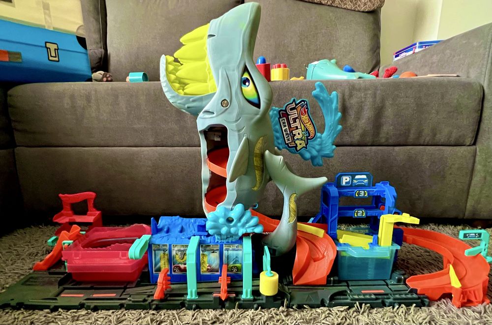 Pista de tubarão Hotweels