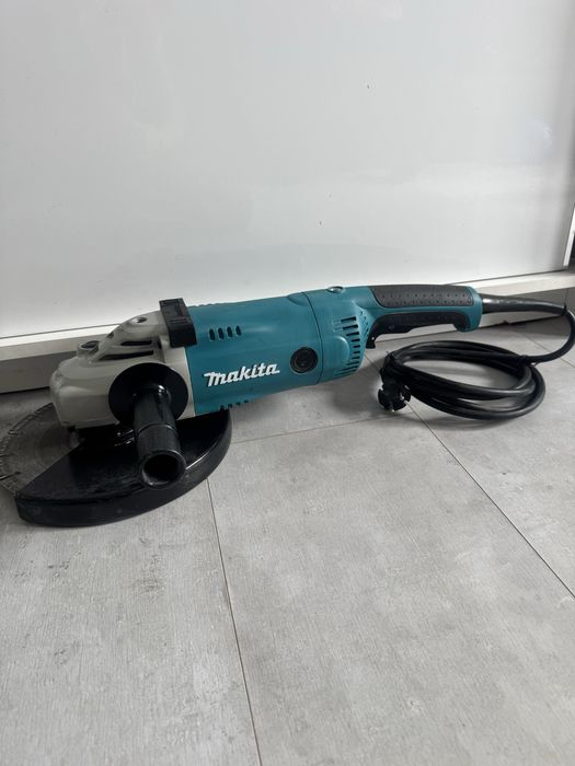 Szlifierka kątowa Makita GA9020R