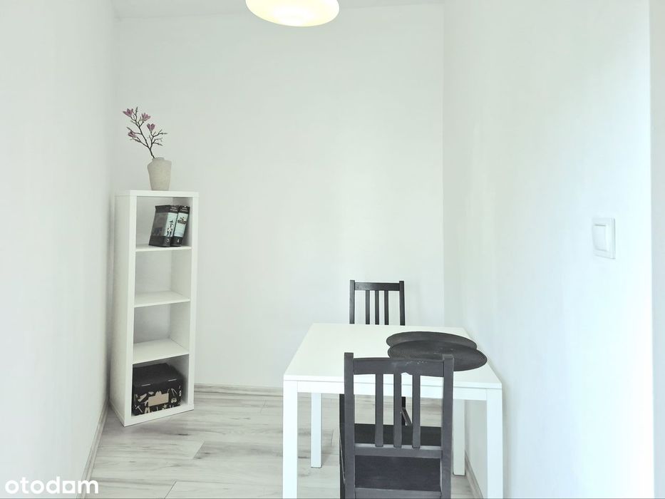 Wysokie mieszkanie po remoncie z dużym balkonem, czynsz tylko 74 zł!