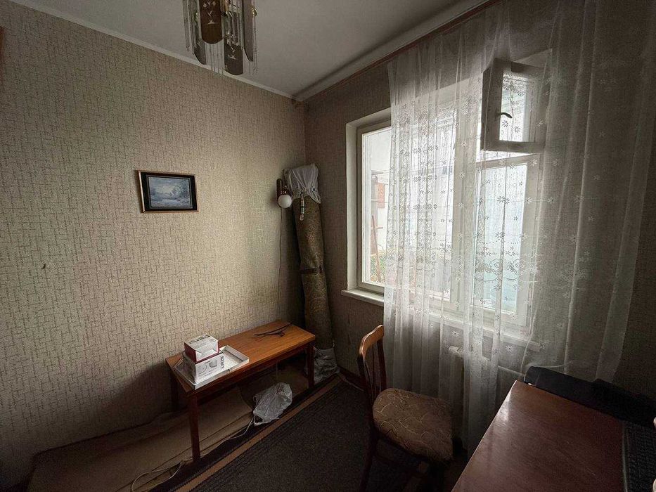 Пропонується до продажу світла та дуже тепла 3-кімнатна квартира!