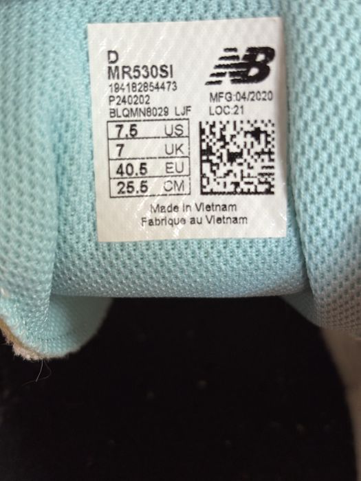 Кроссовки женские New Balance.40 -40,5 р.оригинал
