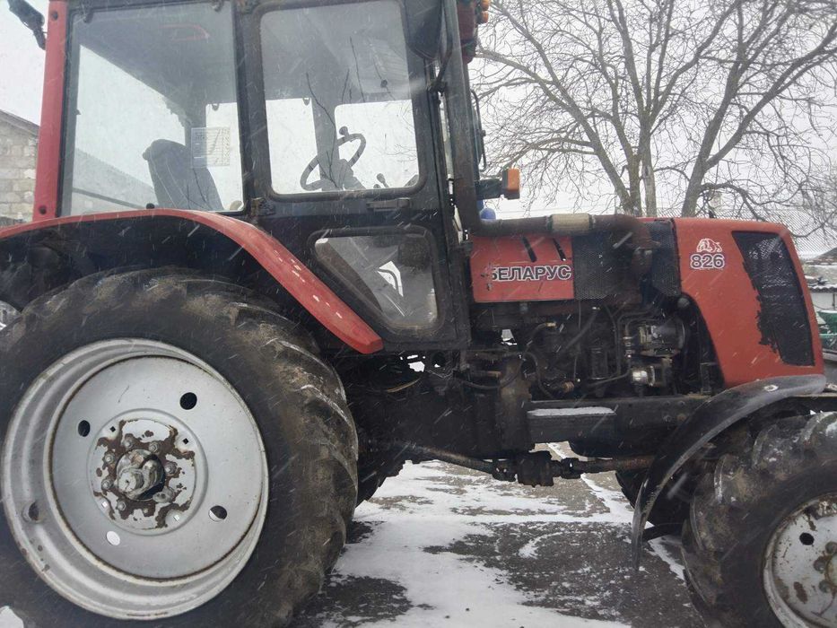Продам трактор Беларус 826 з причепом