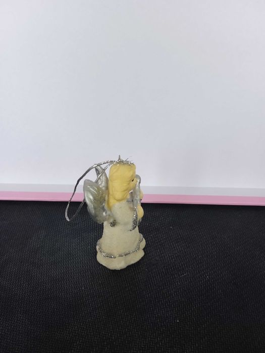 Aniołek z gitarą  – figurka