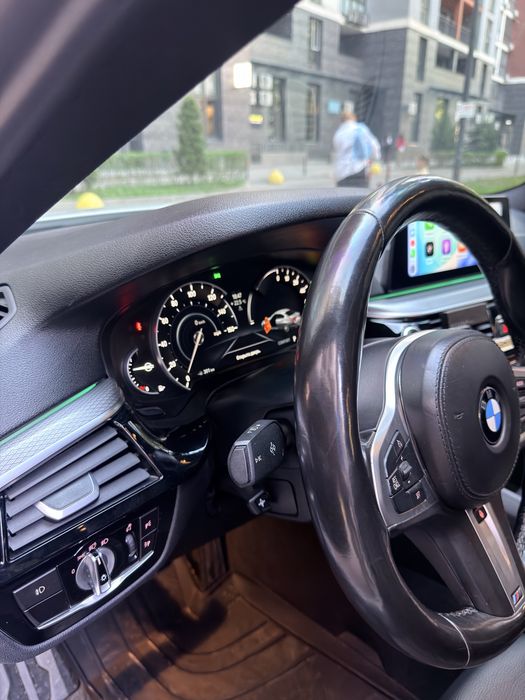 BMW 530e плагін гібрид M Package
