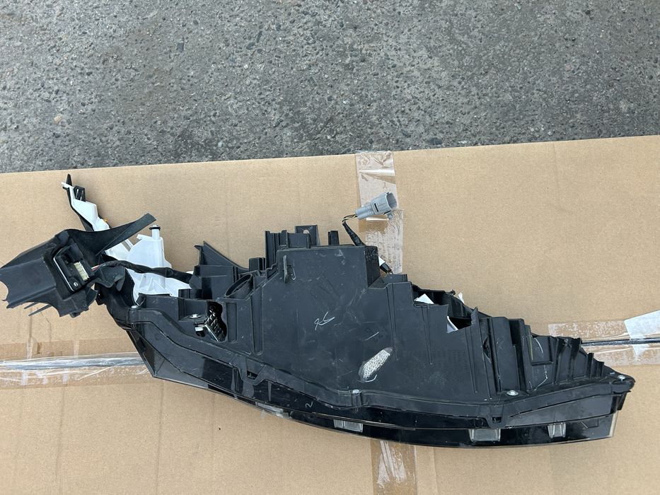 Автозапчастини Нісан рог т33 2.5 двигун