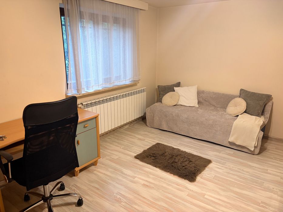 Pokój w mieszkaniu dwupokojowym