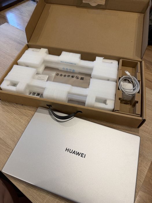 HUAWEI MateBook D15