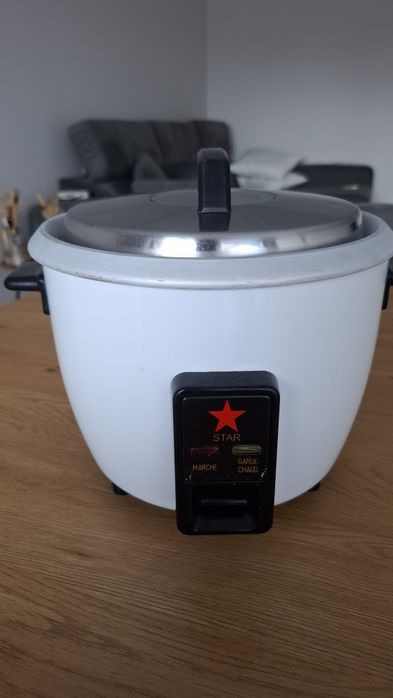 Panela de arroz elétrica