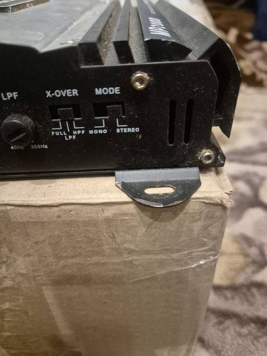 Продам усилитель колонок для магнитофона