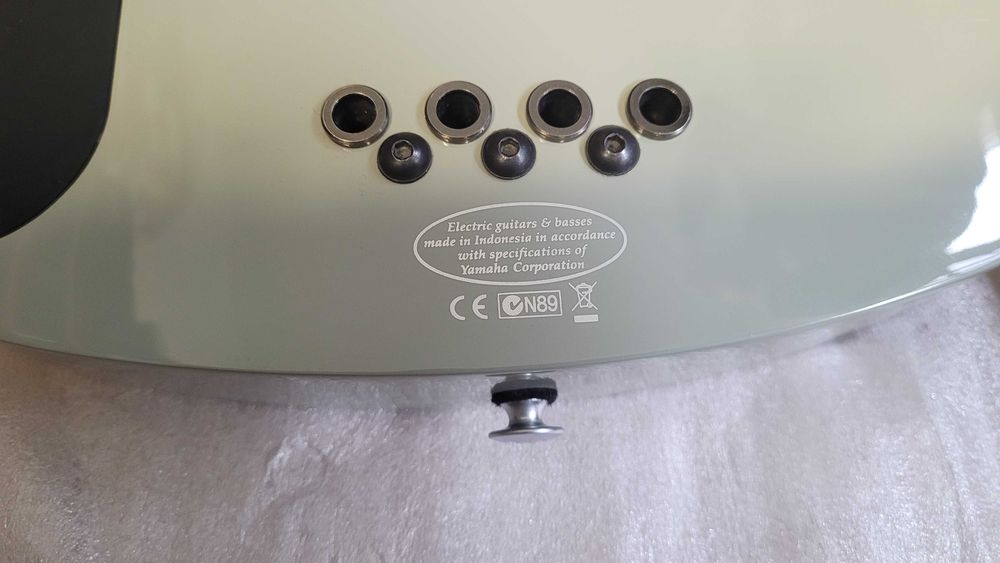 Gitara Basowa - Yamaha RBX4 A2