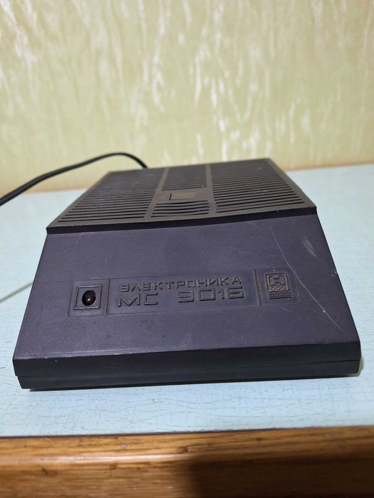 Трансфоматоры и стабилизаторы, блоки питания