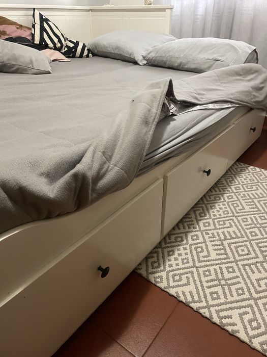 Cama indiv/dupla c/3 gavetas e 2  colchões - Branca