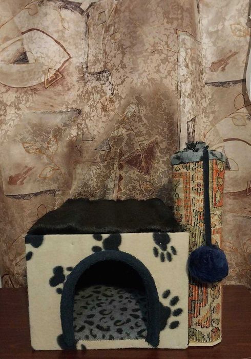 Розпродаж! Будиночки для котів з кігтеточкою та іграшкою.