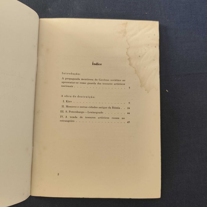 A destruição dos tesouros artísticos da Rússia pelo bolchevismo