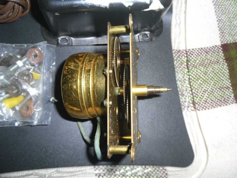 Часы Synhcron производства США 1955