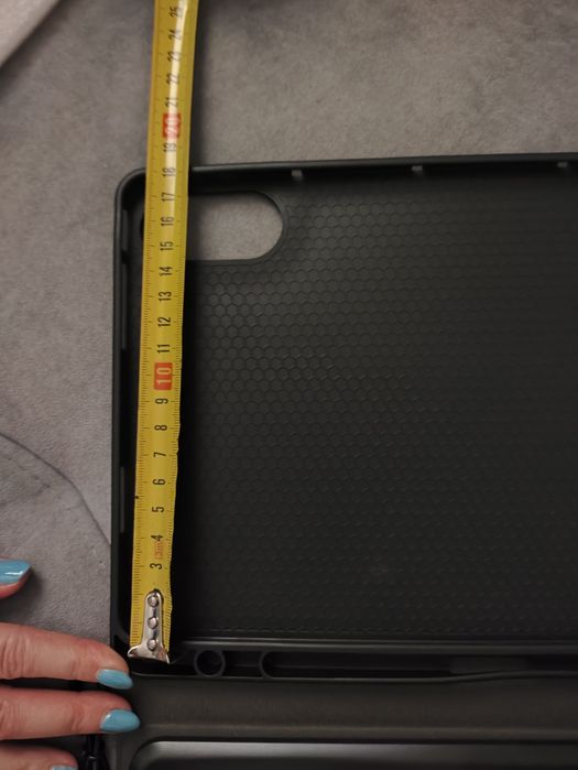 Etui do tableta z klawiaturą