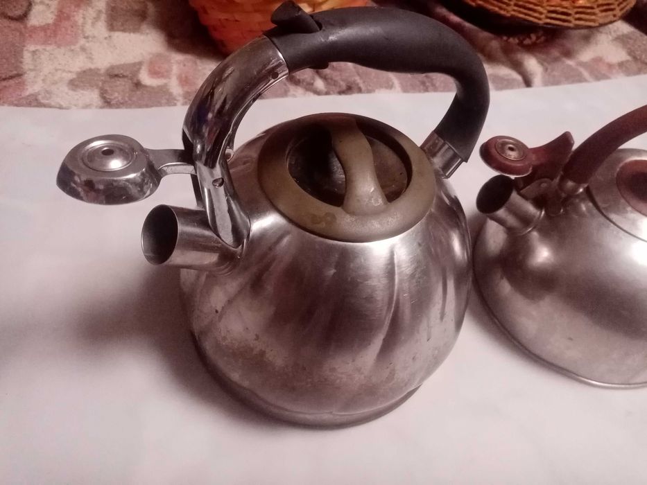Чайники металлеві