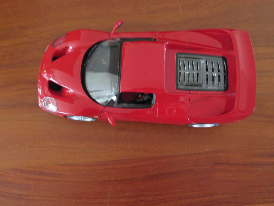 Ferrari F 50 1: 12 , peça para colecionador, da TAMIYA