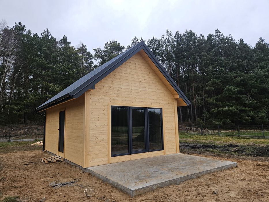 Dom domek drewniany budowa 35m 35 m^2 pergola altana wiata garaż