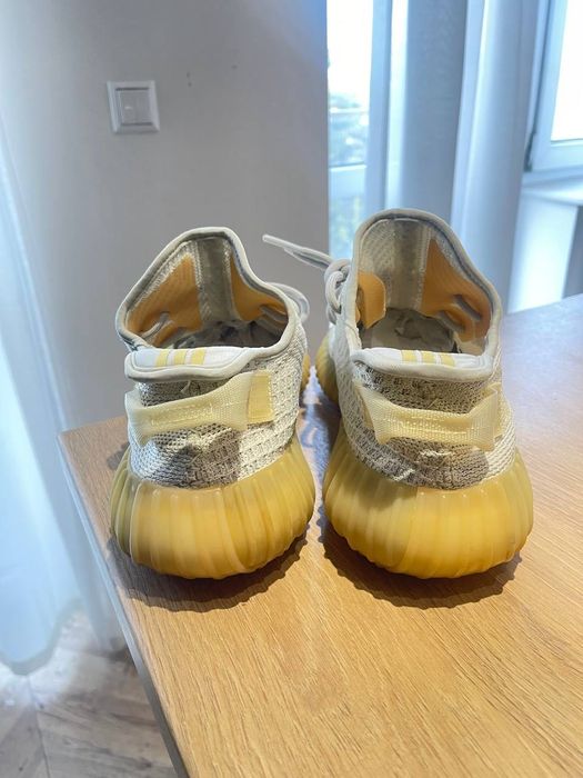 Adidas Yeezy boost 350 v2 light 43