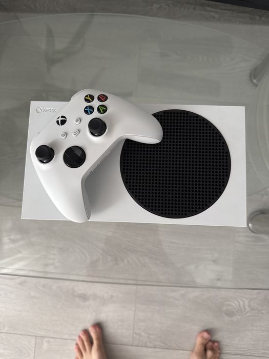 XBox series S консоль