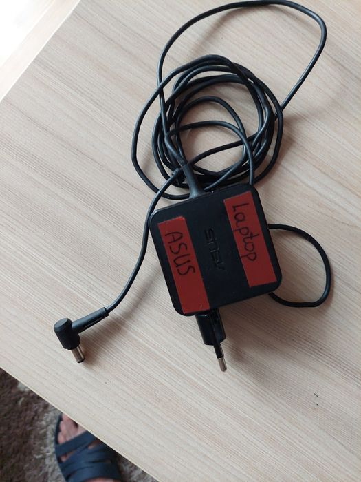 Zasilacz Ładowarka Asus oryg 19v