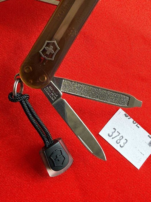 Мультитул  Victorinox Сlassic SD 58mm 0.3783