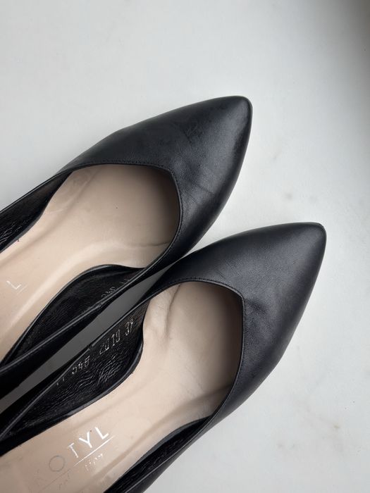 Чорні шкіряні туфлі 37 розмір