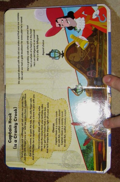 Детская книга на английском с песнями Disney Sing-Along с CD