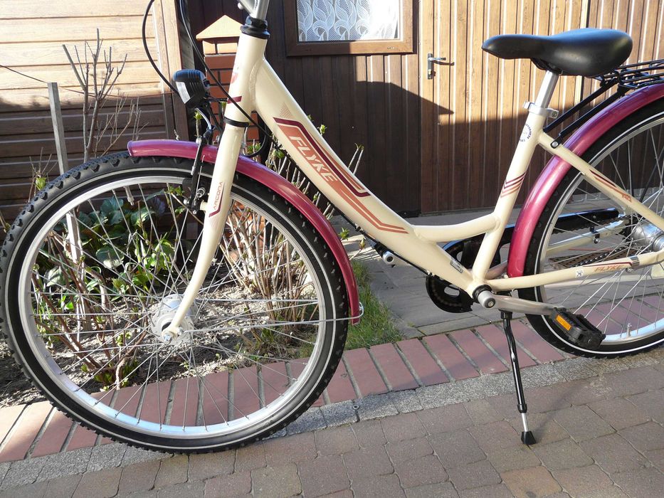 Rower miejski  FLYKE Arcona ATB 26"/38 ,markowy Germany-ładny