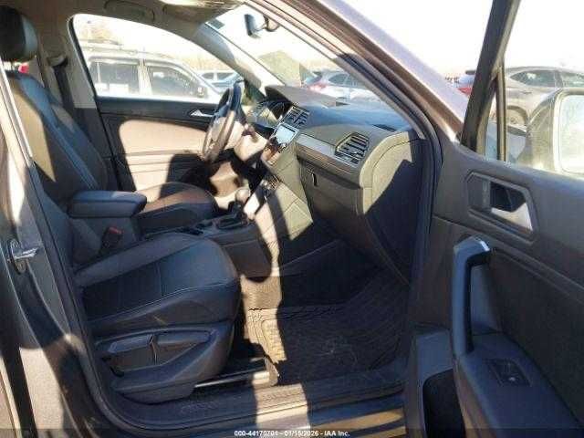 VOLKSWAGEN Tiguan SE, 2018