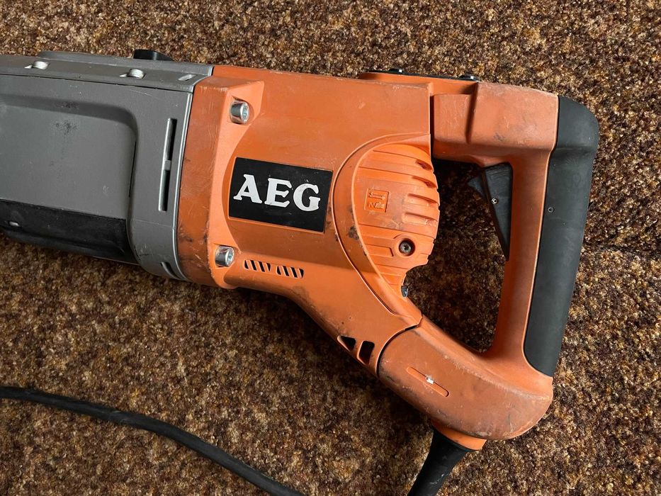 Отбойный молоток AEG PM10E 1600Вт, оригинал, Германия