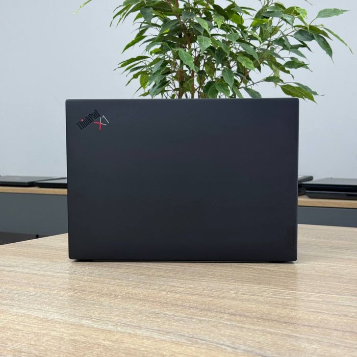 Lenovo ThinkPad X1 Carbon Gen 9 / i7 / 32GB / SSD 512GB
