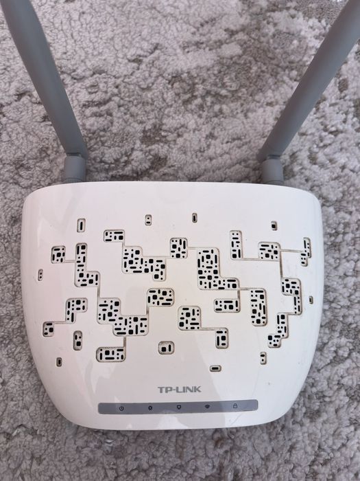 Роутер для интернуту  wifi .