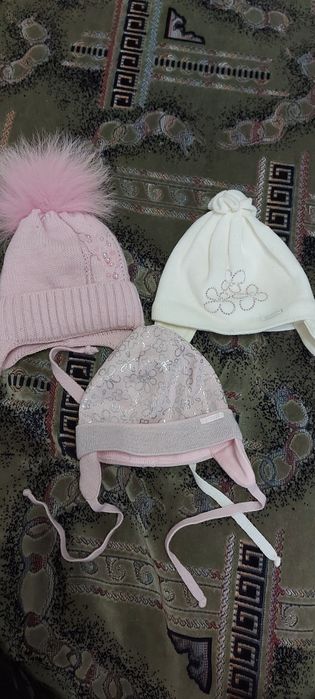 Шапочки для дівчат