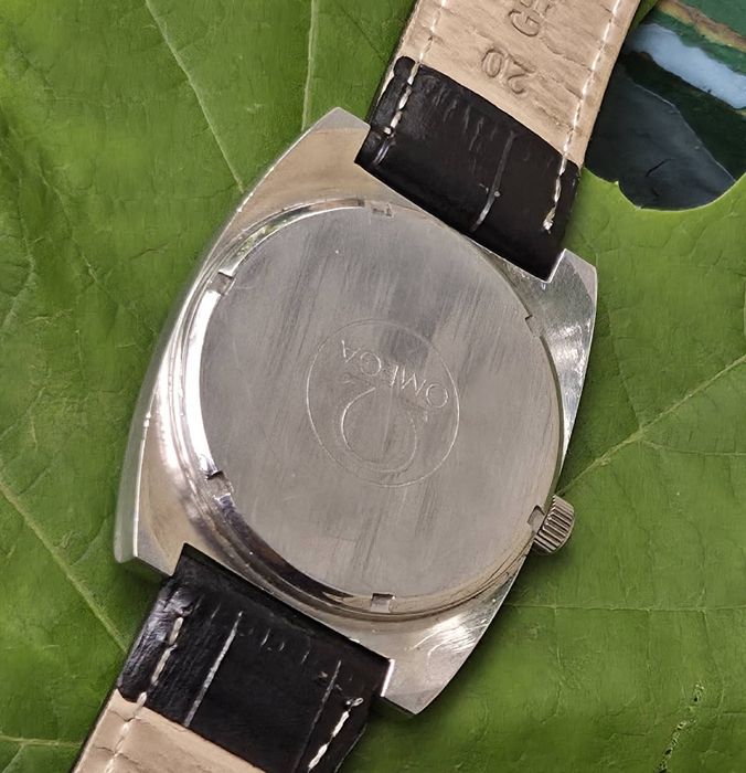 Швейцарскій годинник Omega