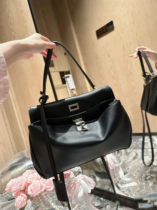 сумка balenciaga rodeo